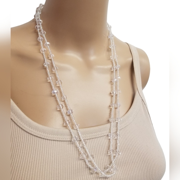 VINTAGE LONG SPARKLING FACETED GLASS CRYSTAL BEAD NECKLACE - Picture 2 of 4